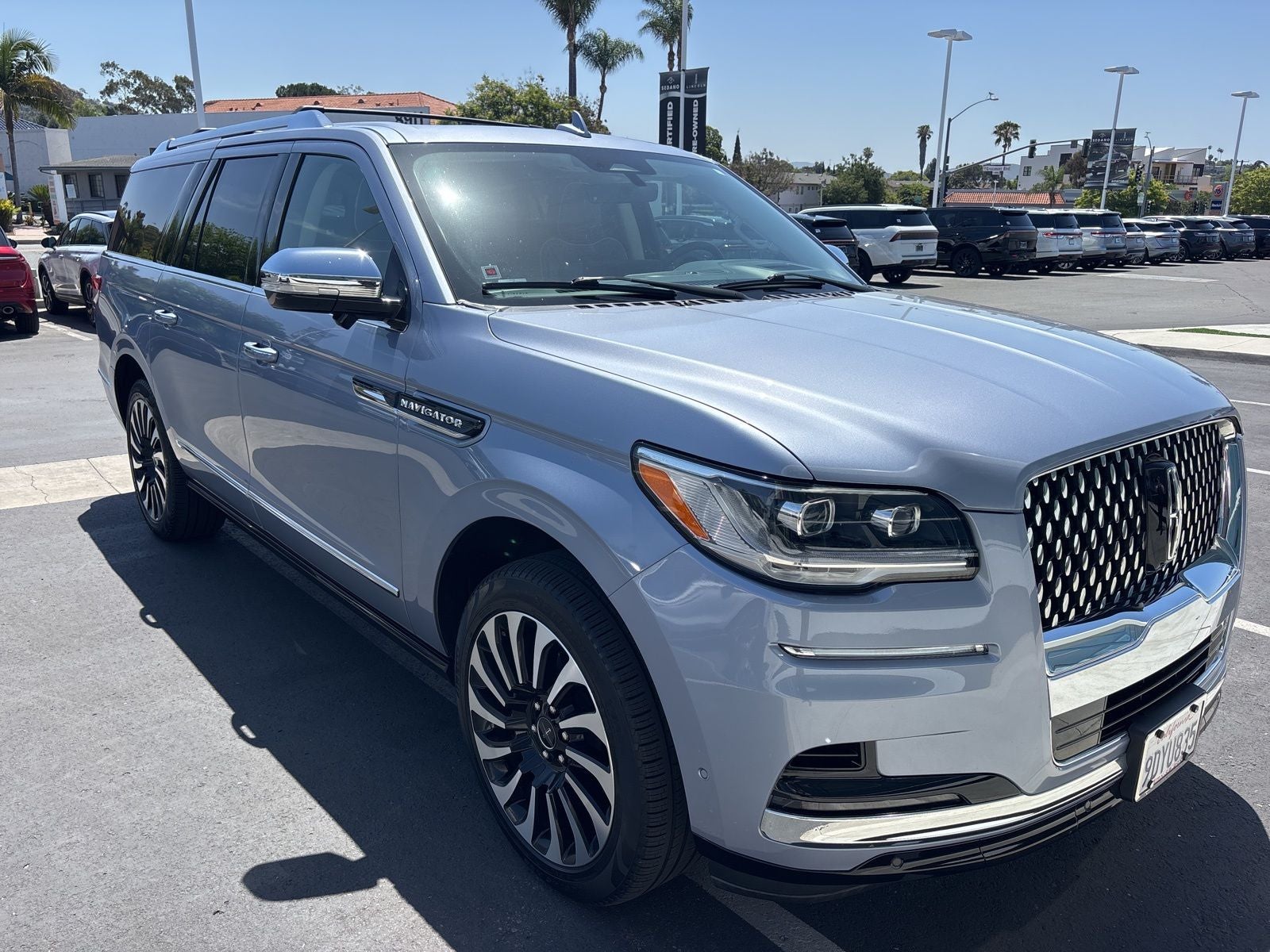 2022 Lincoln Navigator L Black Label