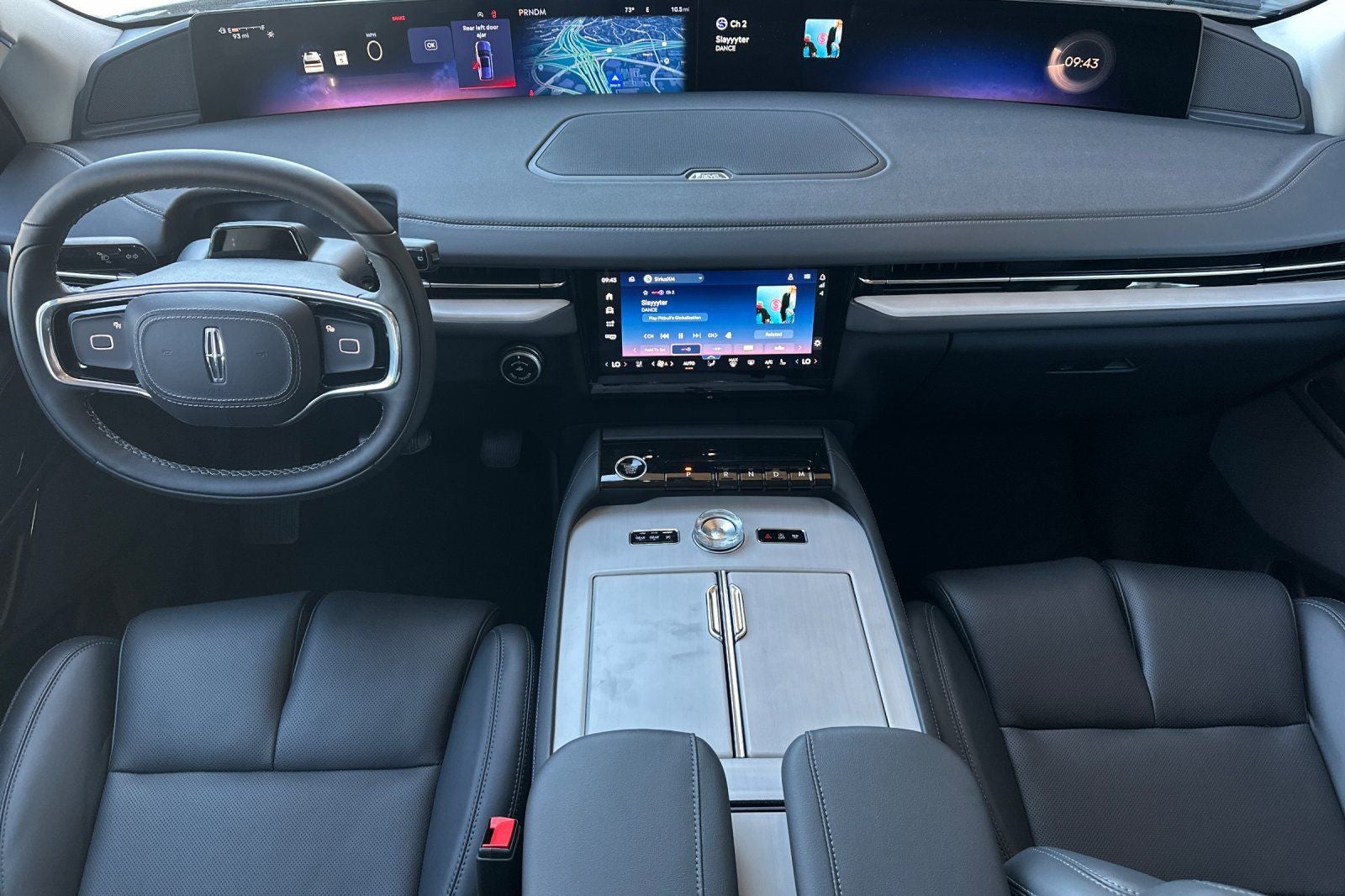 2027 Lincoln Navigator L Premiere