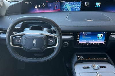 2027 Lincoln Navigator L Premiere