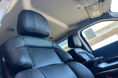 2027 Lincoln Navigator L Premiere