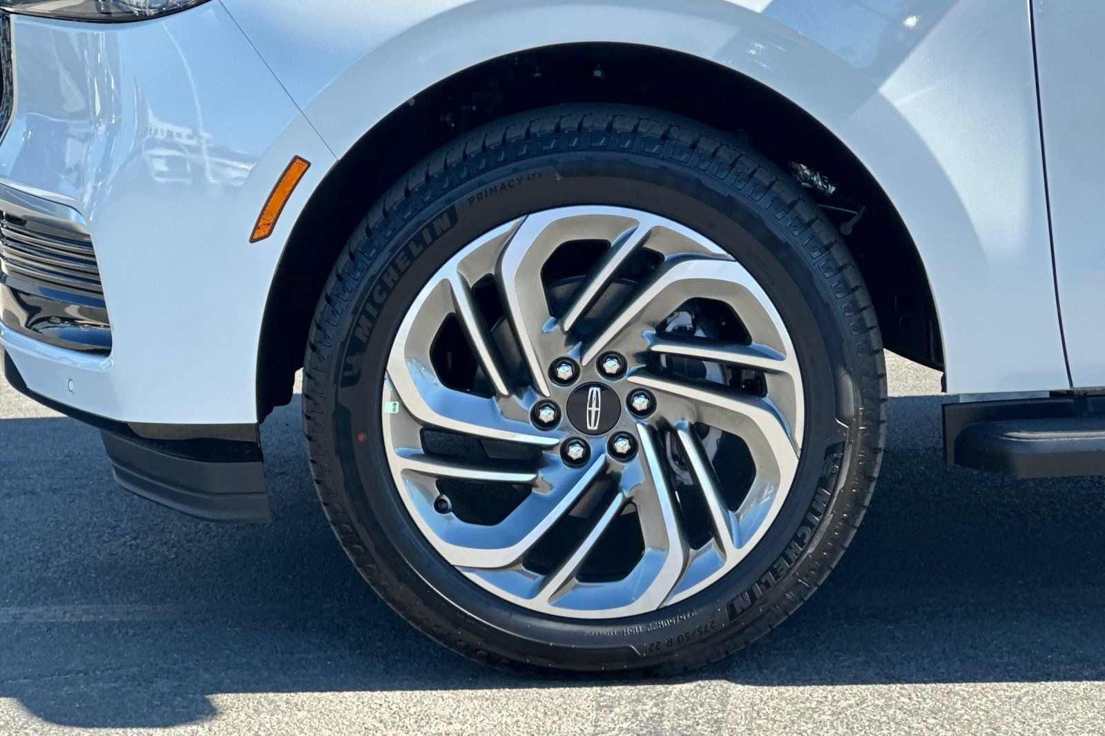 2027 Lincoln Navigator L Premiere