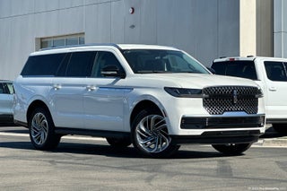 2027 Lincoln Navigator L Premiere