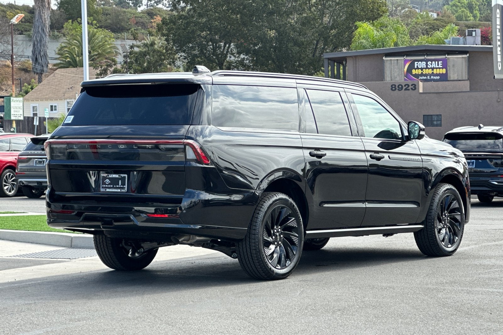 2027 Lincoln Navigator L Reserve