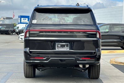 2027 Lincoln Navigator L Reserve