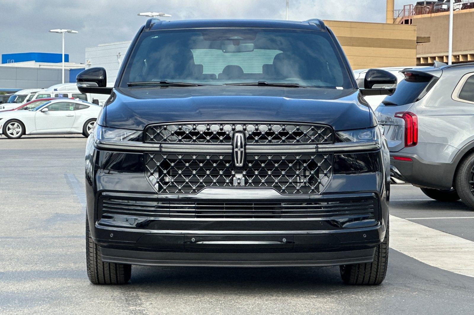 2027 Lincoln Navigator L Reserve