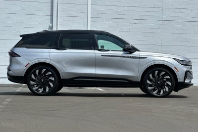 2024 Lincoln Nautilus Reserve