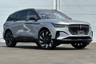 2024 Lincoln Nautilus Reserve