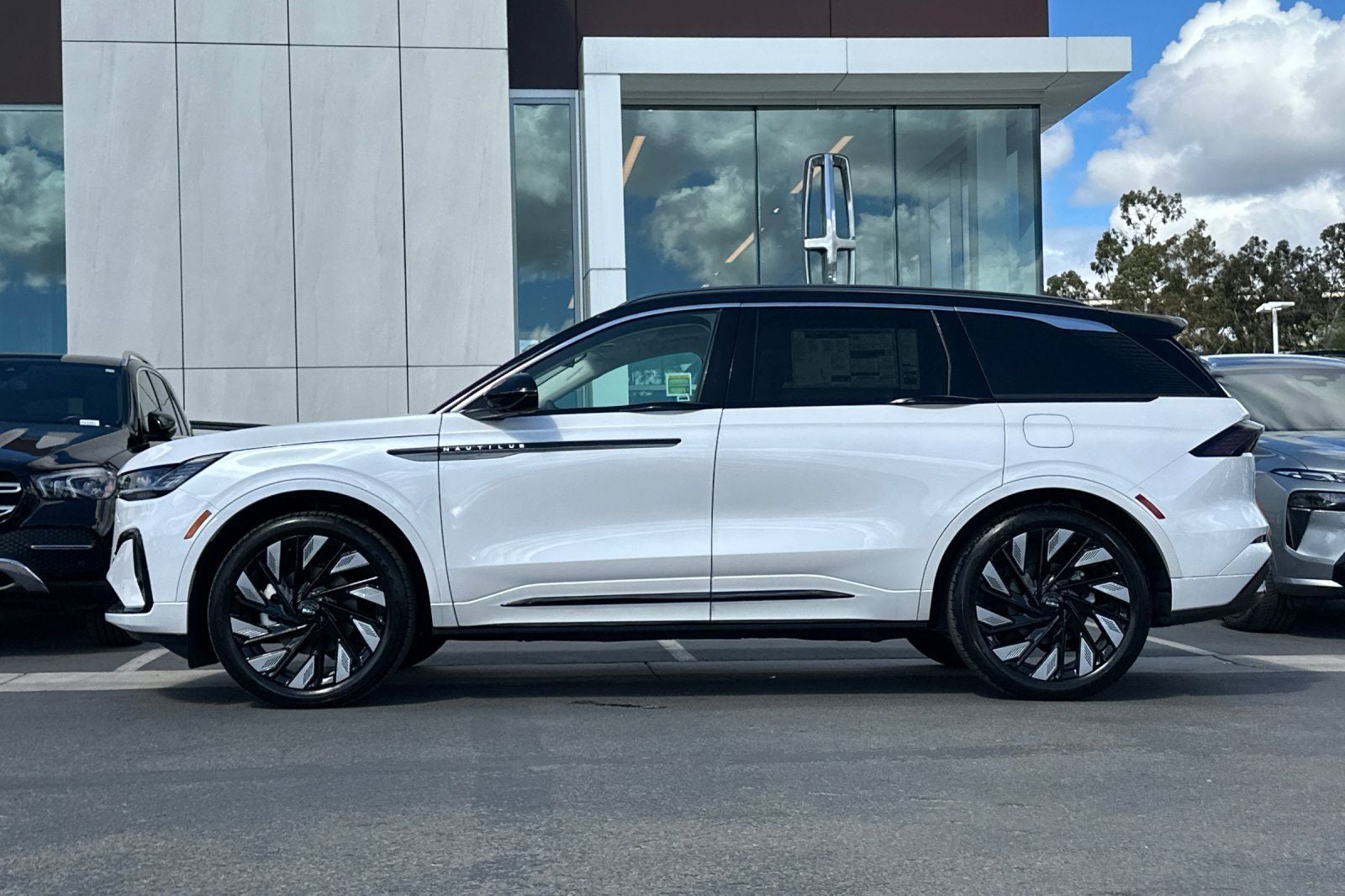 2026 Lincoln Nautilus Black Label