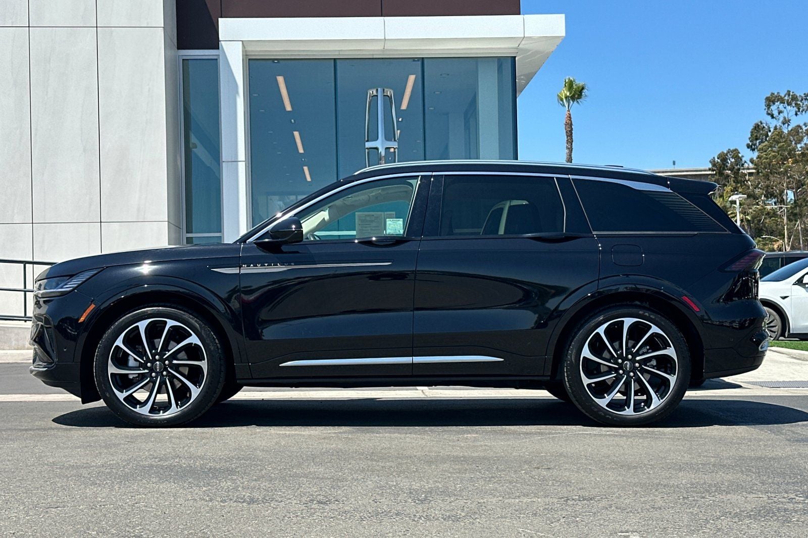 2024 Lincoln Nautilus Black Label