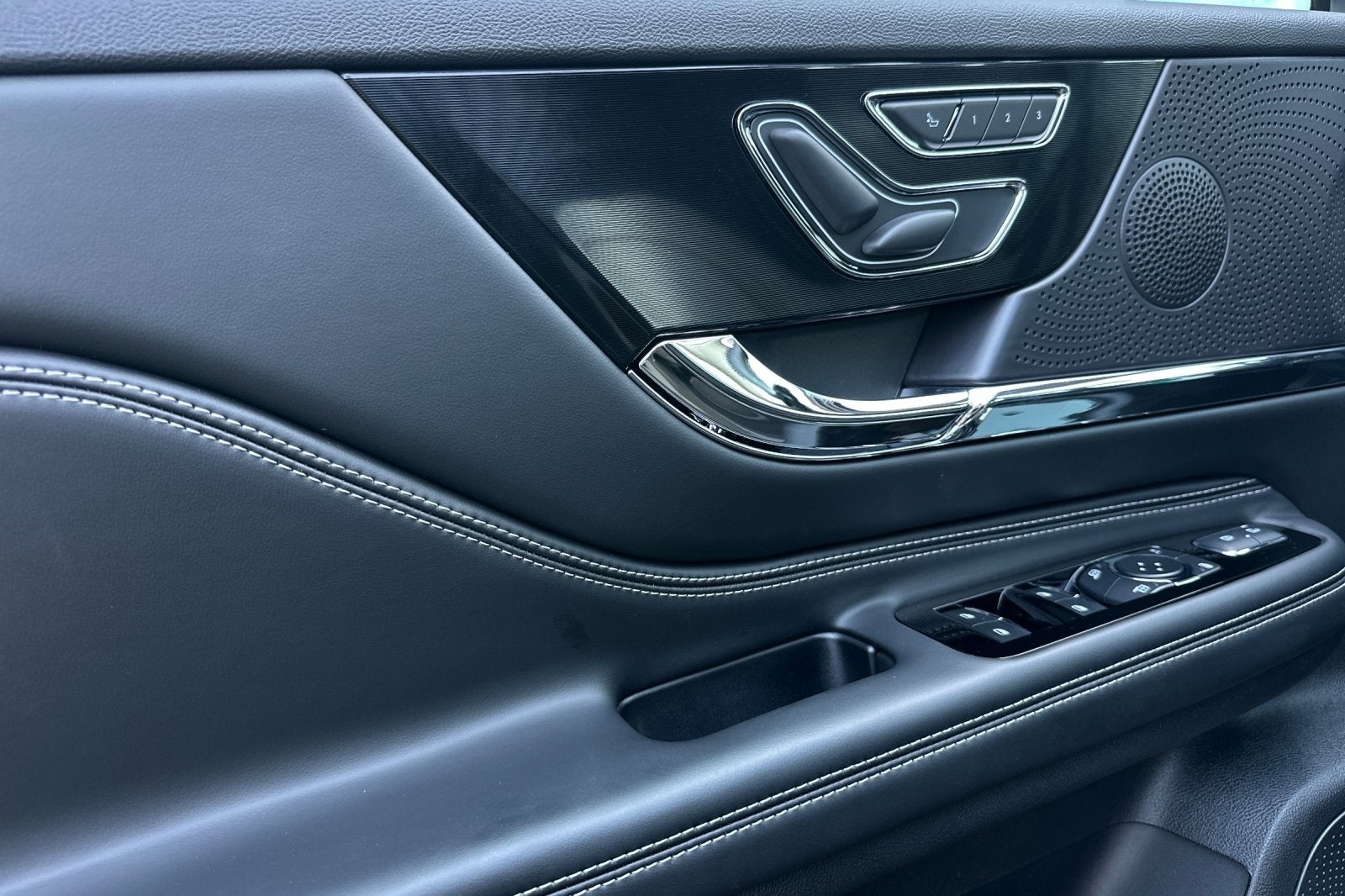 2025 Lincoln Corsair Plug-In Hybrid Grand Touring