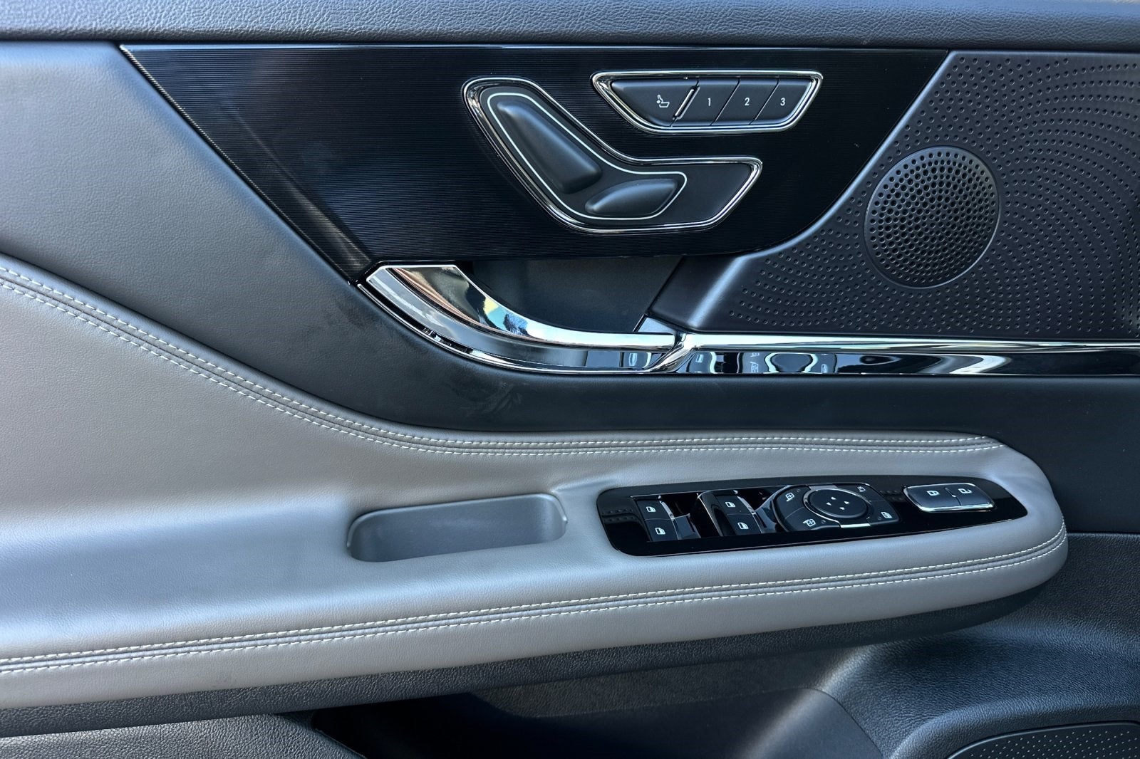 2025 Lincoln Corsair Plug-In Hybrid Grand Touring