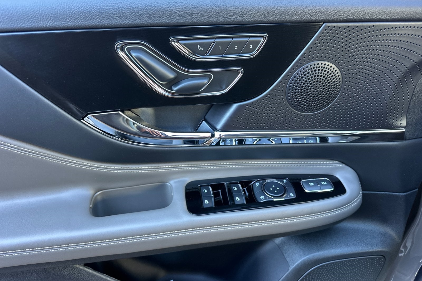 2025 Lincoln Corsair Plug-In Hybrid Grand Touring