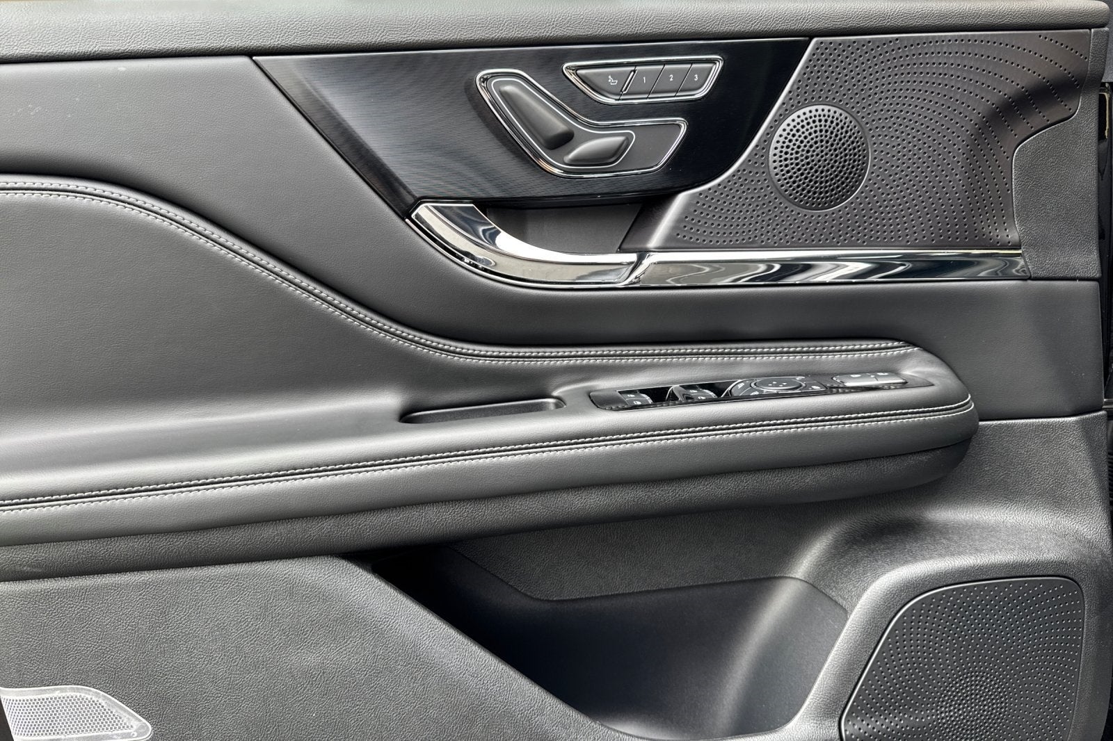 2025 Lincoln Corsair Plug-In Hybrid Grand Touring Grand Touring I