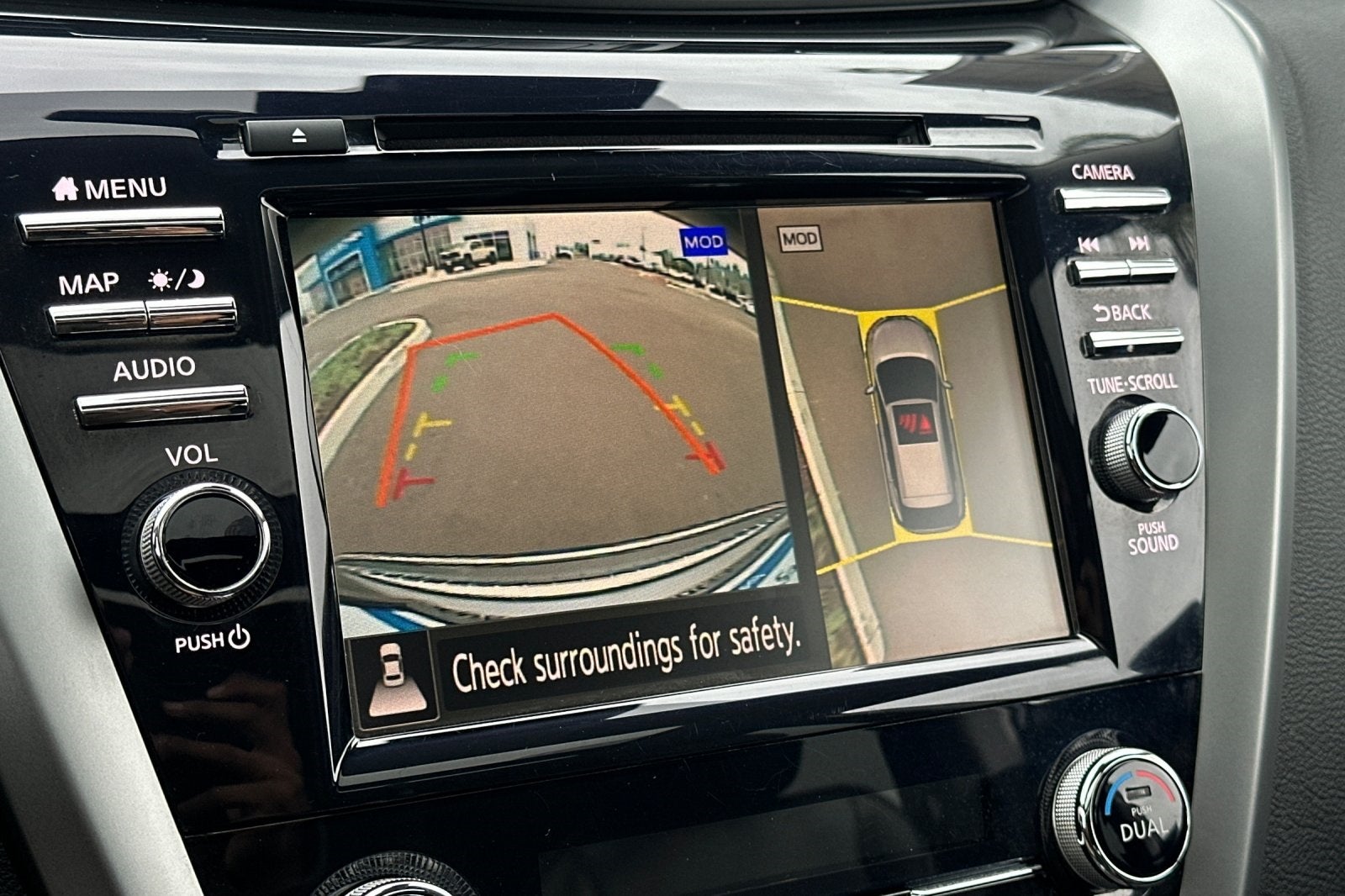 2023 Nissan Murano SL