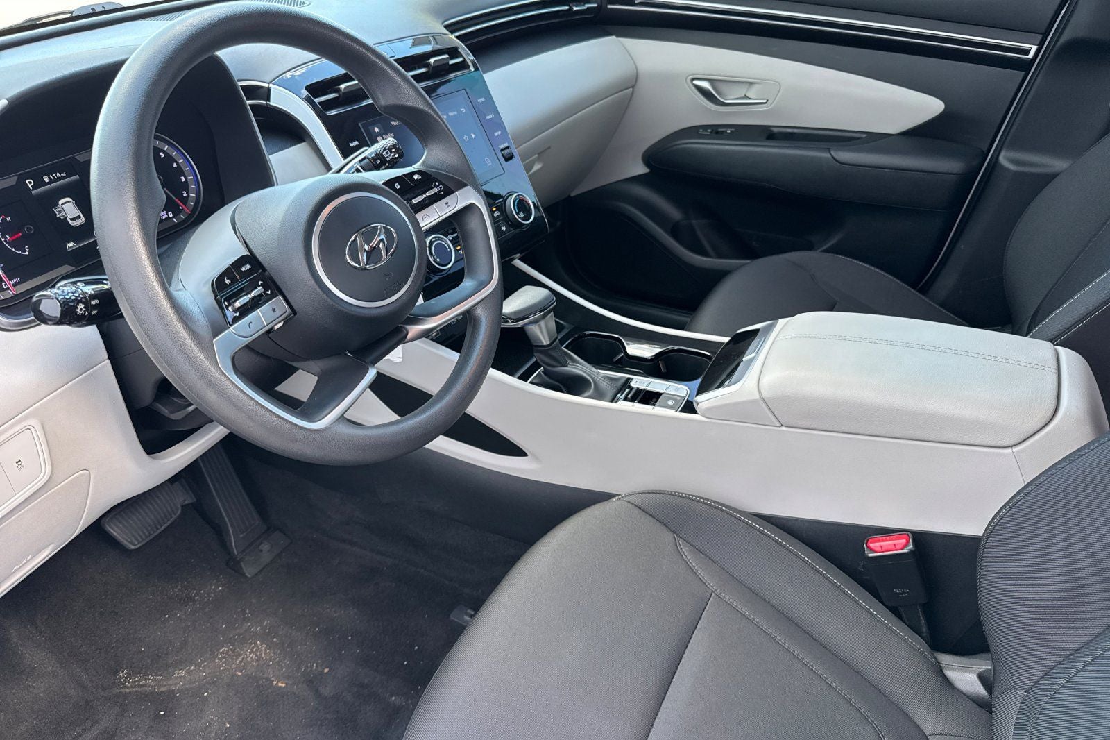 2023 Hyundai Tucson SE