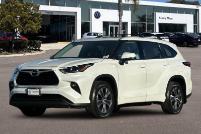 2022 Toyota Highlander XLE