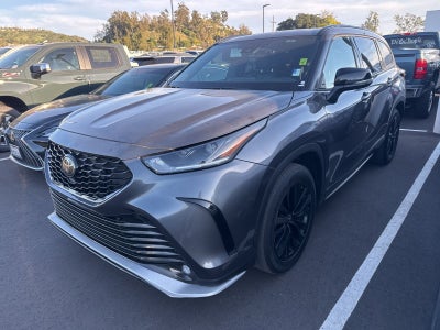 2025 Toyota Highlander Base