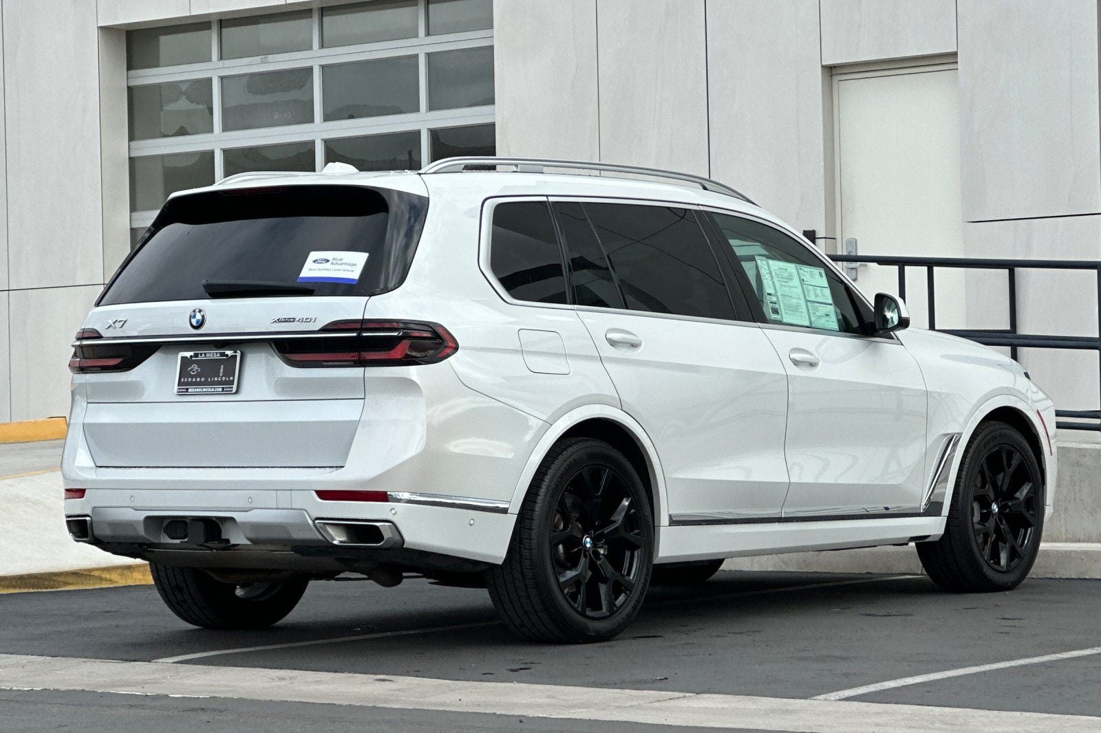 2023 BMW X7 xDrive40i