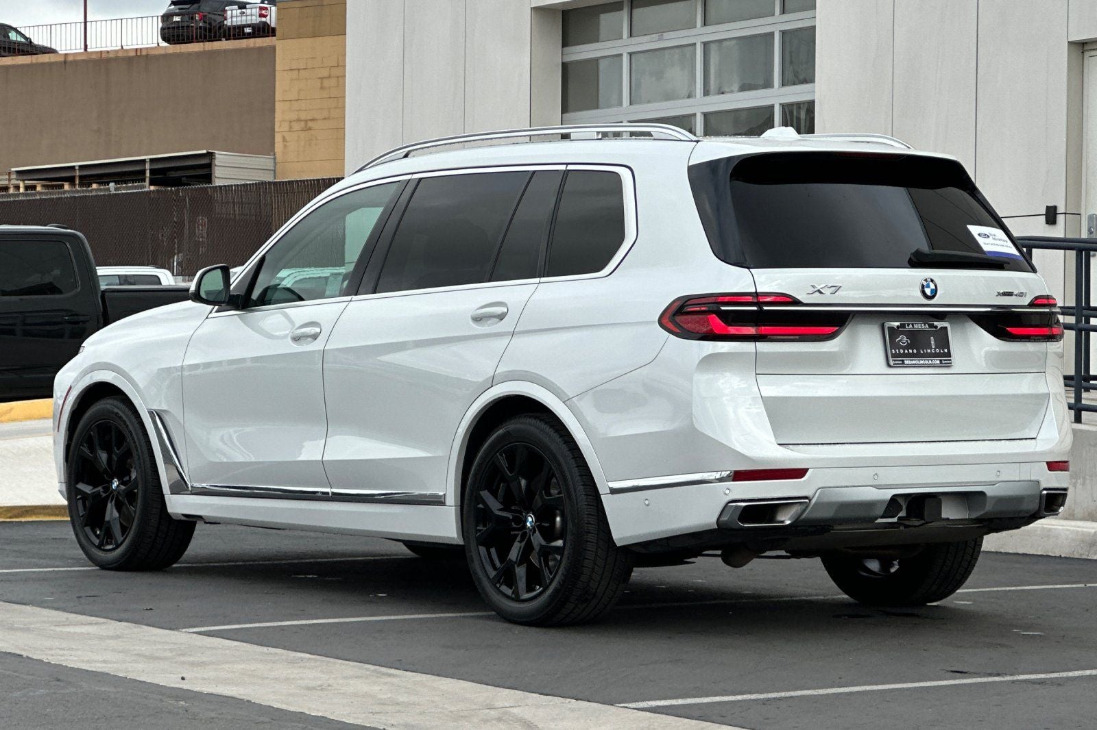 2023 BMW X7 xDrive40i