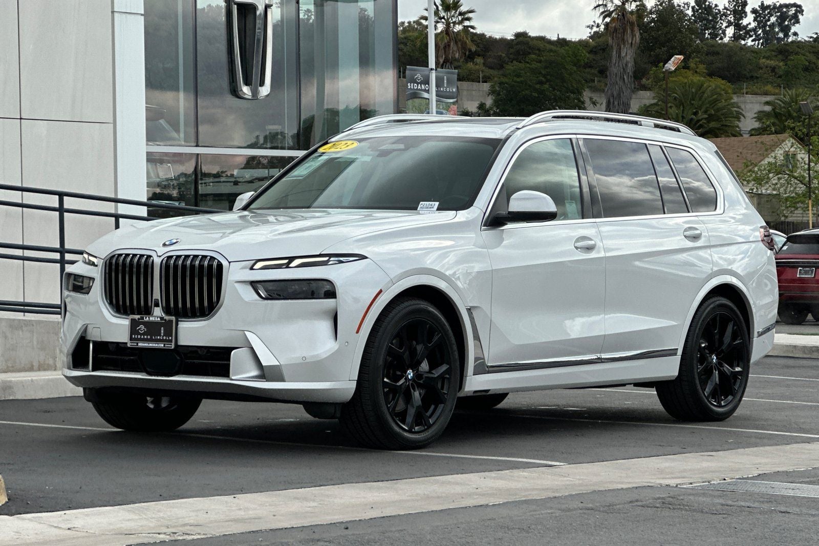 2023 BMW X7 xDrive40i
