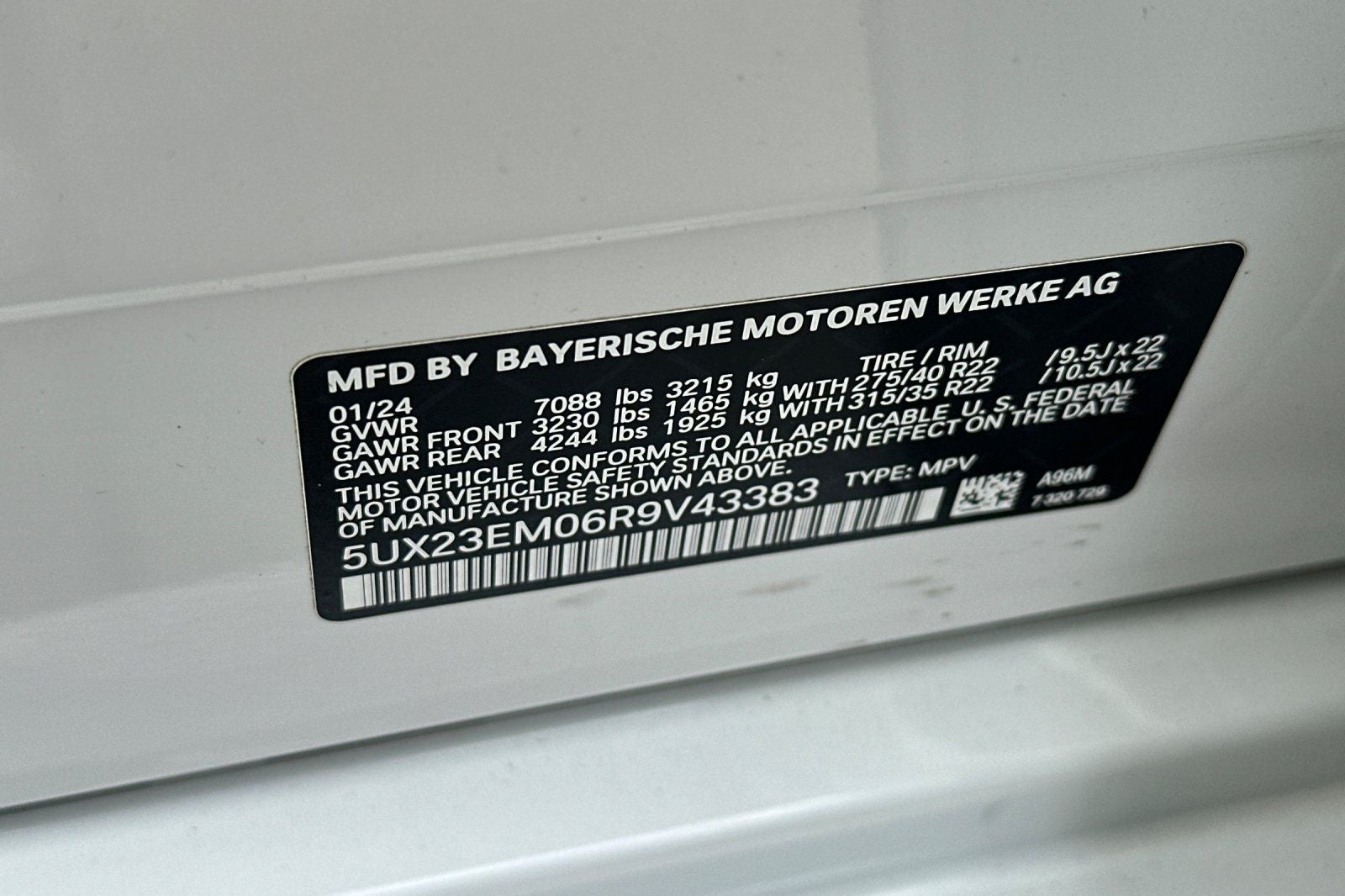 2024 BMW X7 xDrive40i