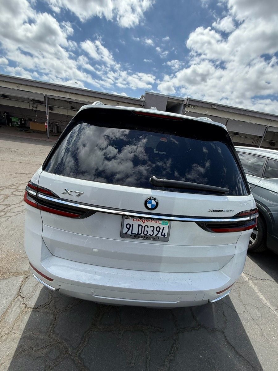 2024 BMW X7 xDrive40i