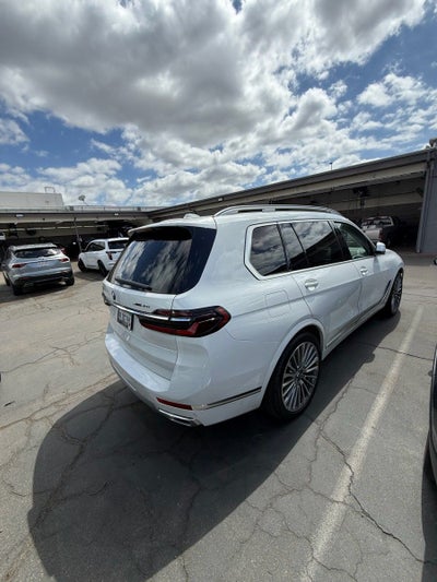2024 BMW X7 xDrive40i