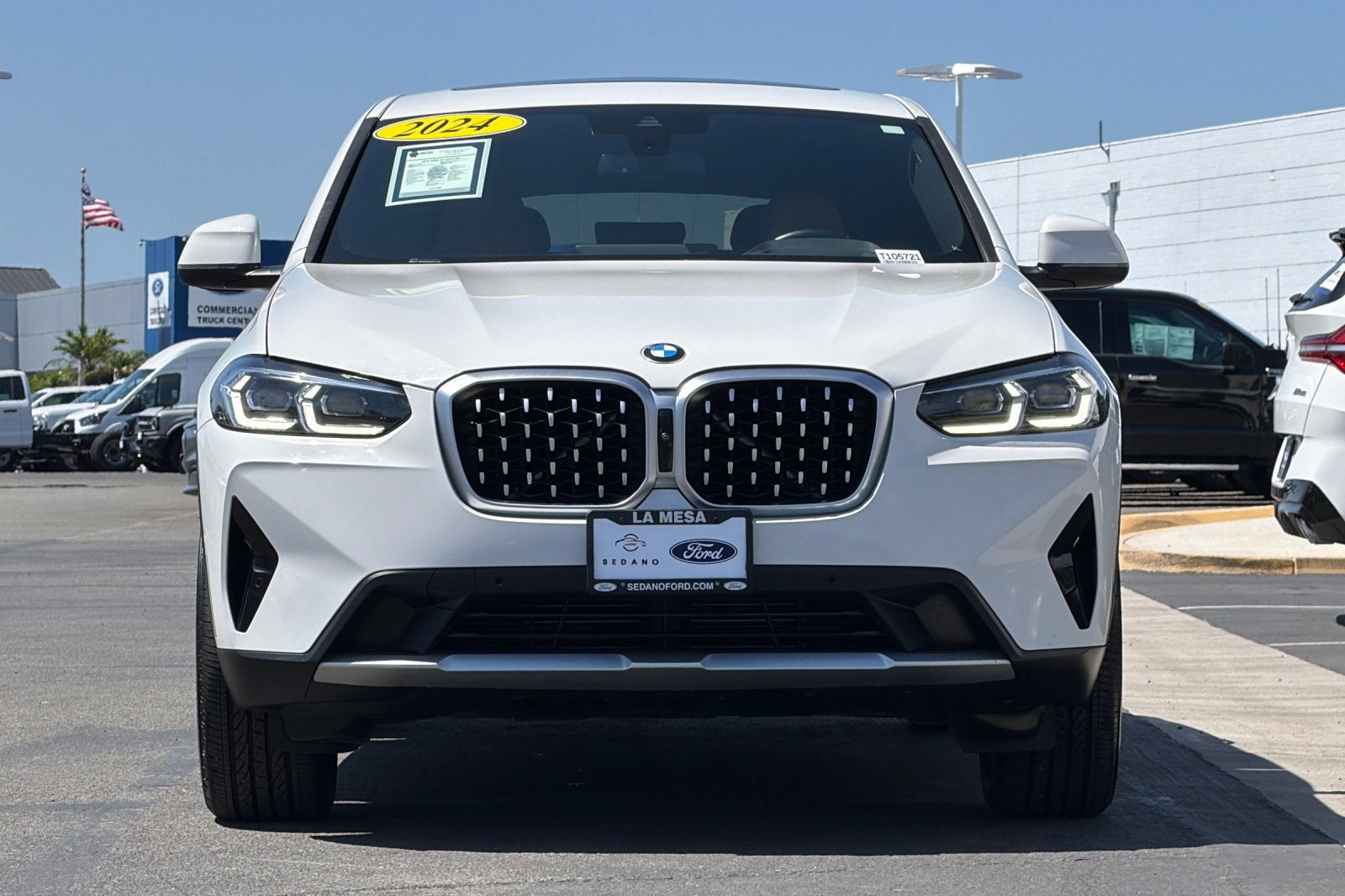 2024 BMW X4 xDrive30i