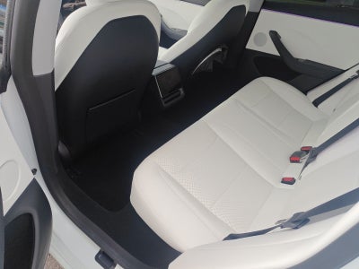 2025 Tesla Model 3 Base