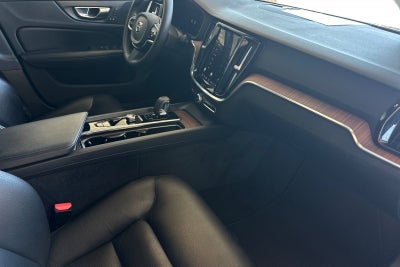 2024 Volvo S60 B5 Plus Dark Theme