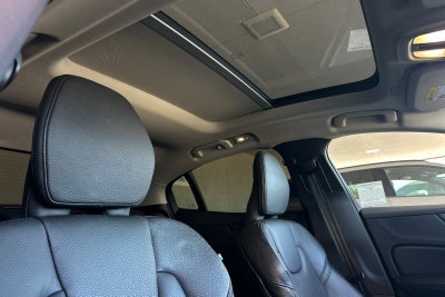 2024 Volvo S60 B5 Plus Dark Theme