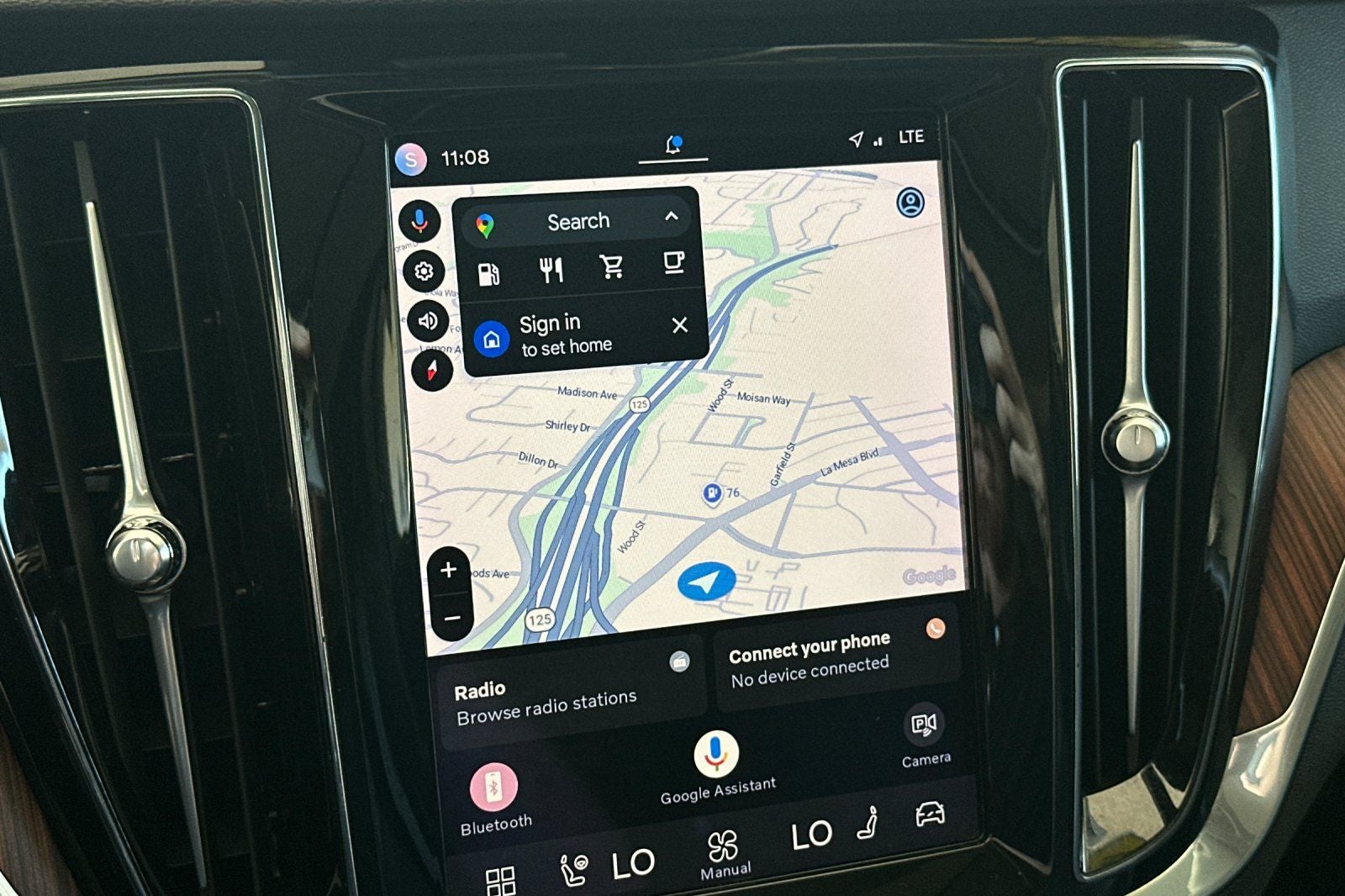 2024 Volvo S60 B5 Plus Dark Theme