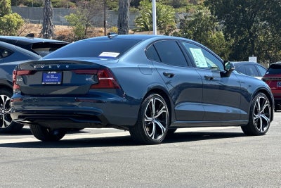 2024 Volvo S60 B5 Plus Dark Theme