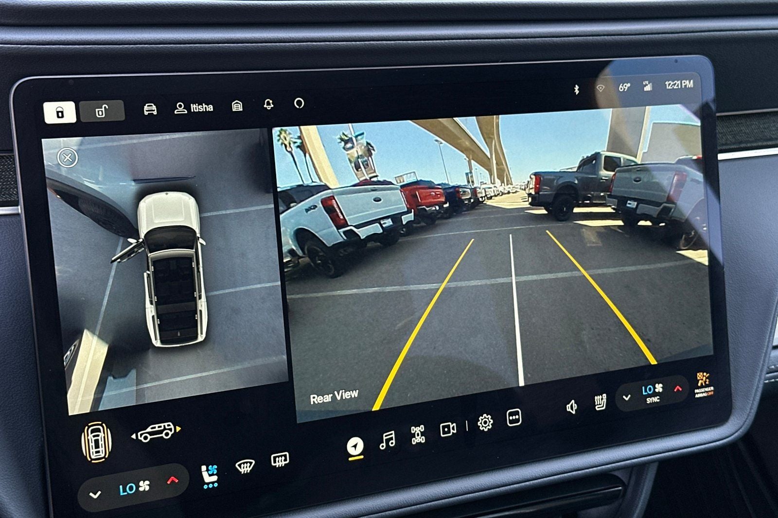 2024 Rivian R1S Adventure Dual Motor Large Pack