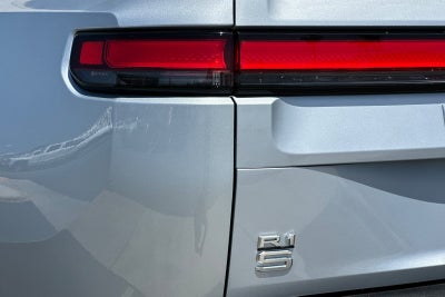 2024 Rivian R1S Adventure Dual Motor Large Pack