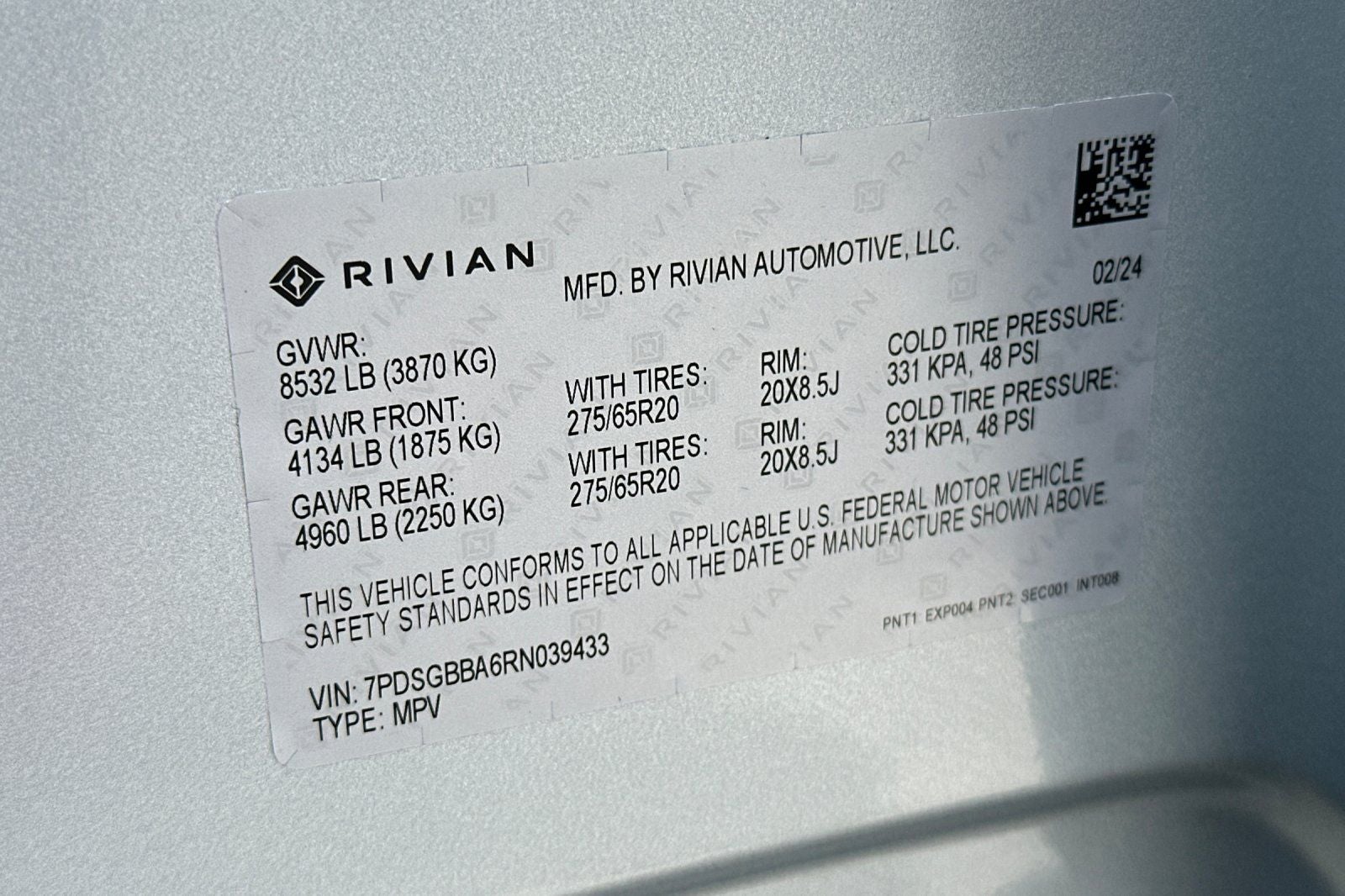 2024 Rivian R1S Adventure Dual Motor Large Pack