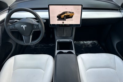 2025 Tesla Model Y Long Range