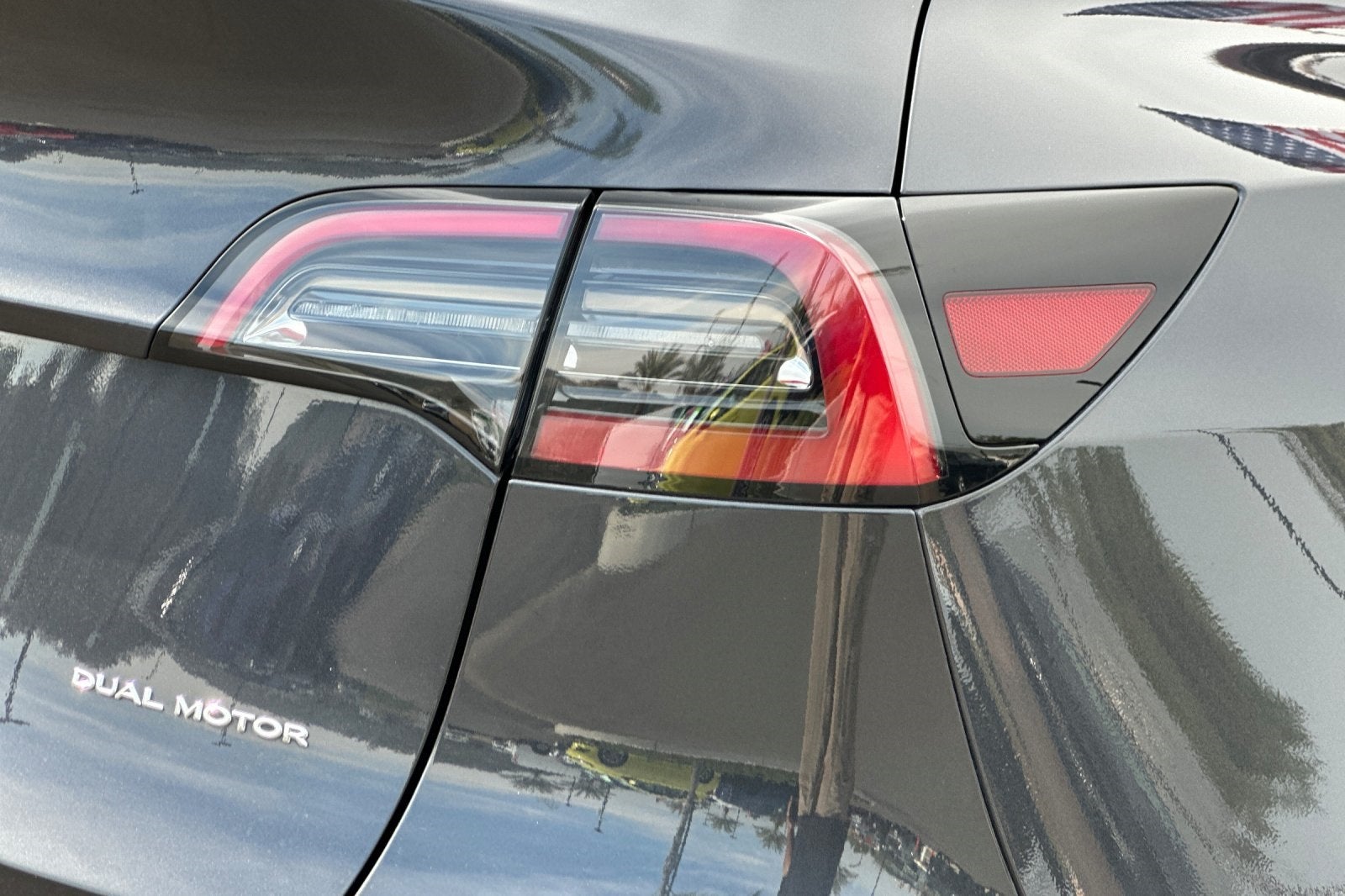 2025 Tesla Model Y Long Range