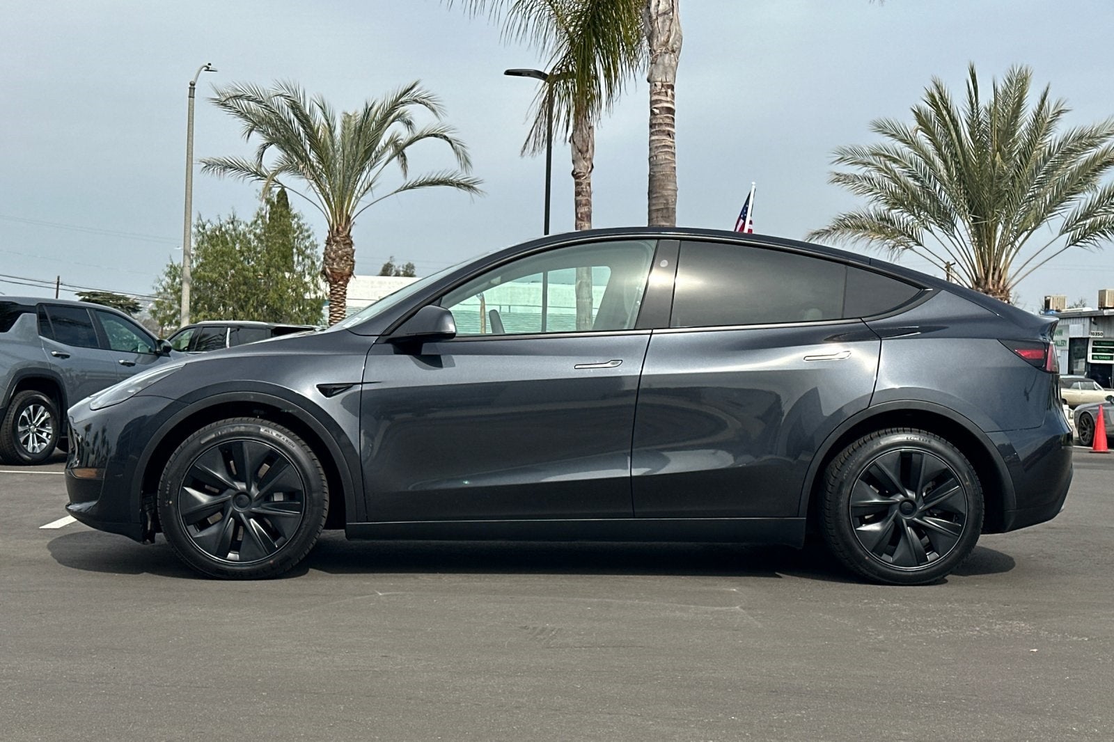 2025 Tesla Model Y Long Range