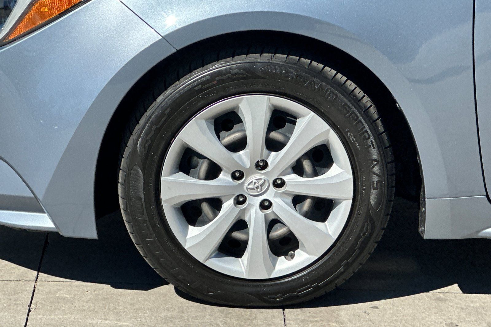 2023 Toyota Corolla Hybrid LE