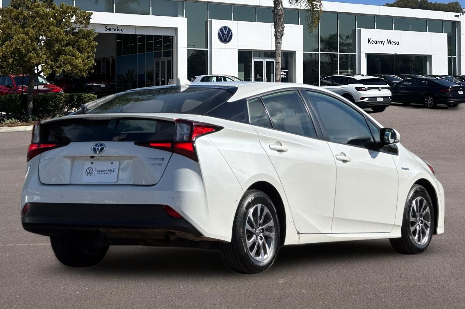 2019 Toyota Prius L