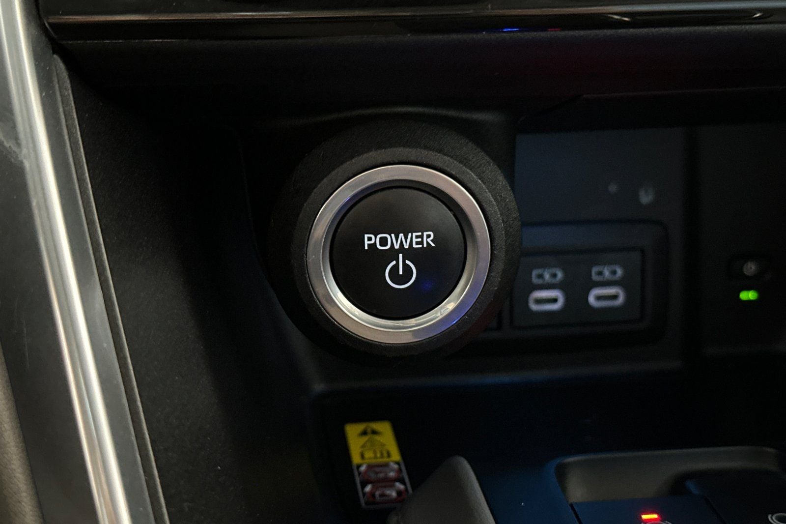 2023 Toyota Venza LE