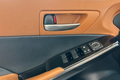 2022 Lexus IS 300