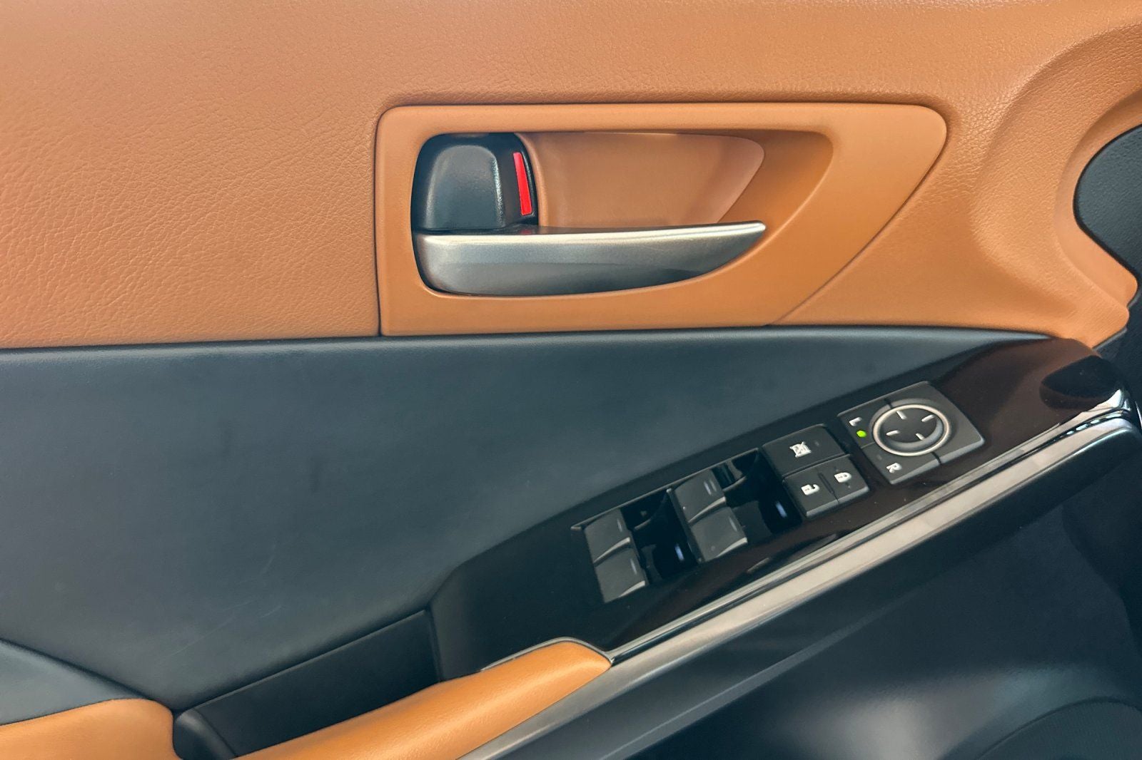 2022 Lexus IS 300