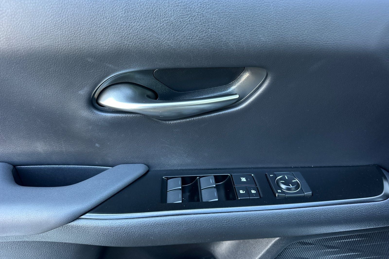 2024 Lexus UX 250h Base