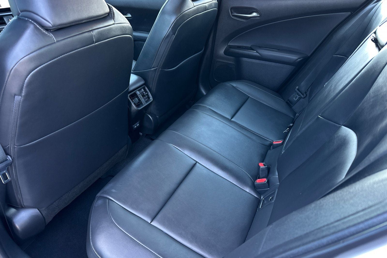 2024 Lexus UX 250h Base