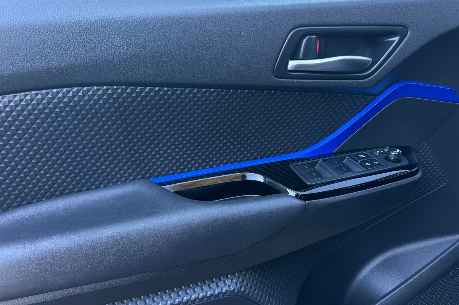 2022 Toyota C-HR Nightshade