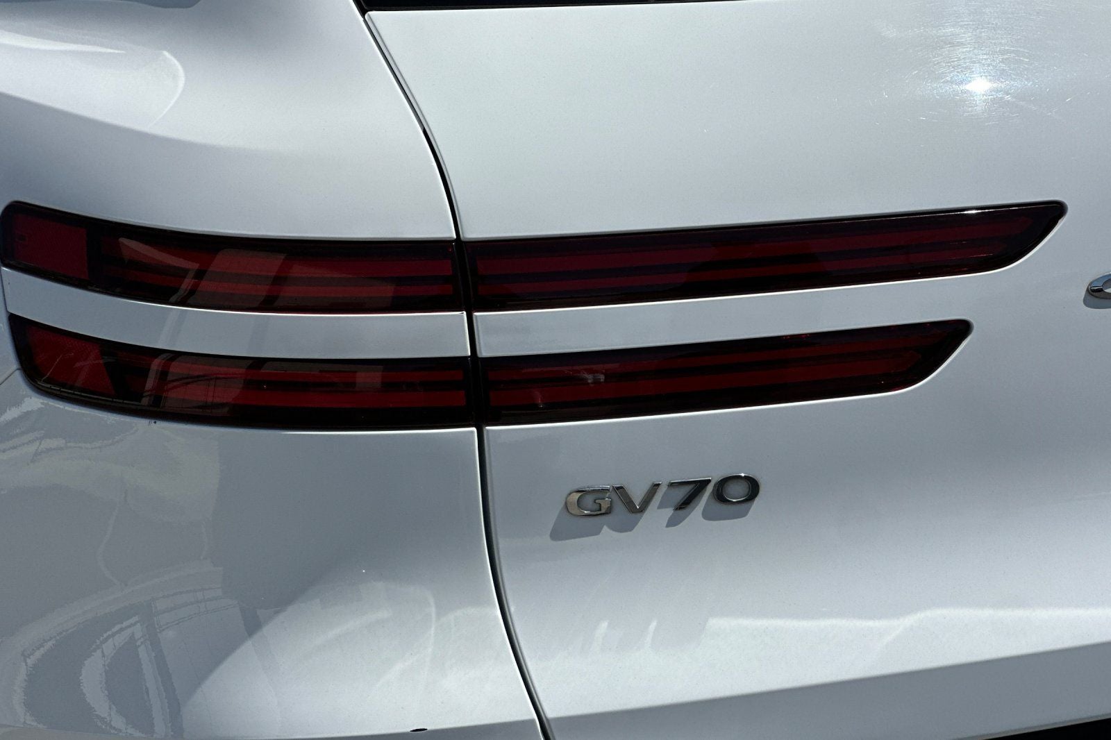 2022 Genesis GV70 2.5T