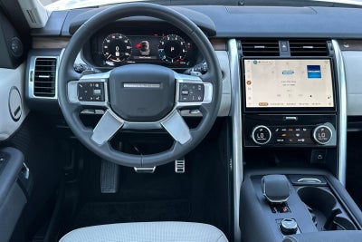 2025 Land Rover Discovery Dynamic SE