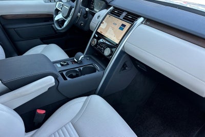 2025 Land Rover Discovery Dynamic SE